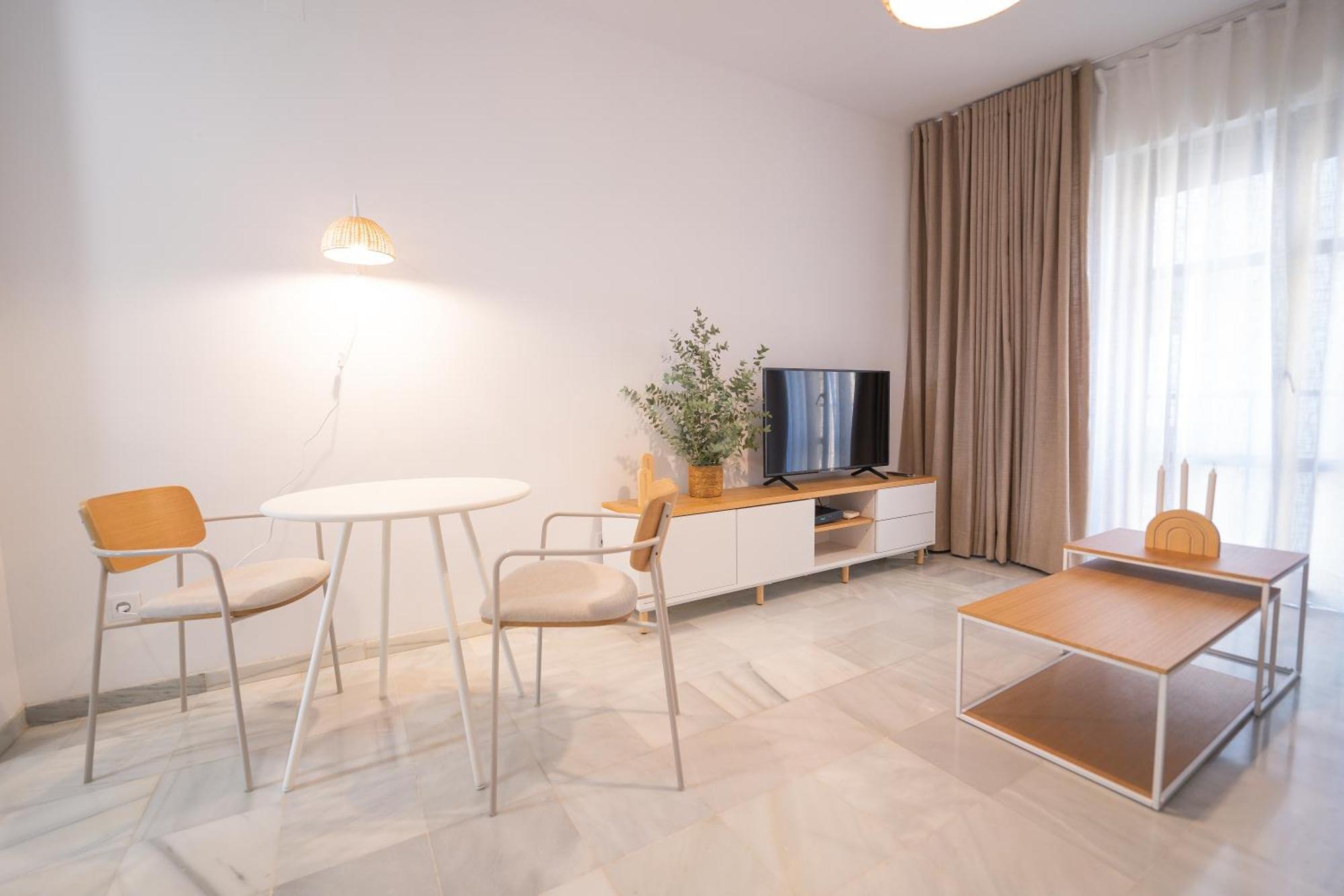 Reyes Catolicos II Suite Apartment Seville Luaran gambar