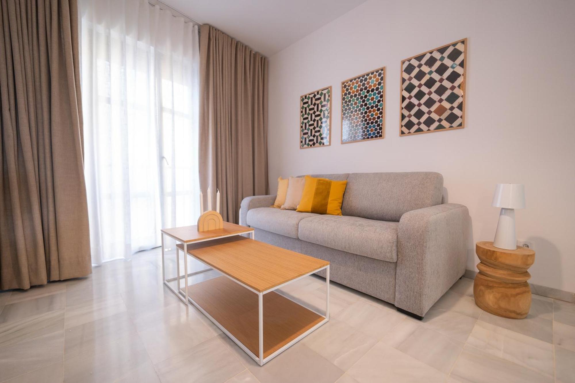 Reyes Catolicos II Suite Apartment Seville Luaran gambar